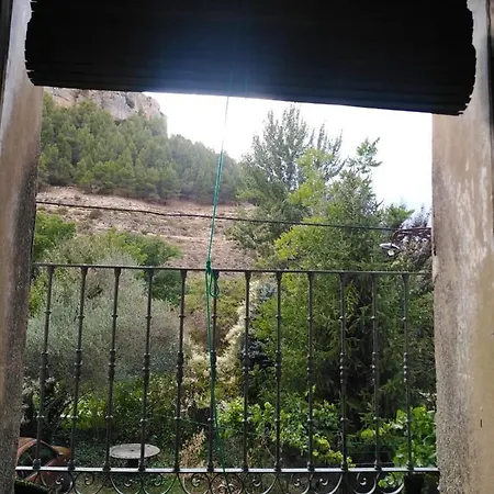 Nyaraló Tia Paulina