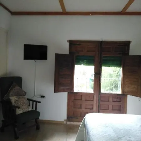 Tia Paulina Nyaraló