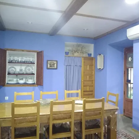 Tia Paulina Nyaraló Calmarza