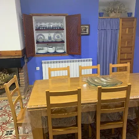 Tia Paulina Nyaraló